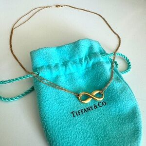 Tiffany & Co Au750 18k Yellow Gold Double Chain Infinity Necklace.